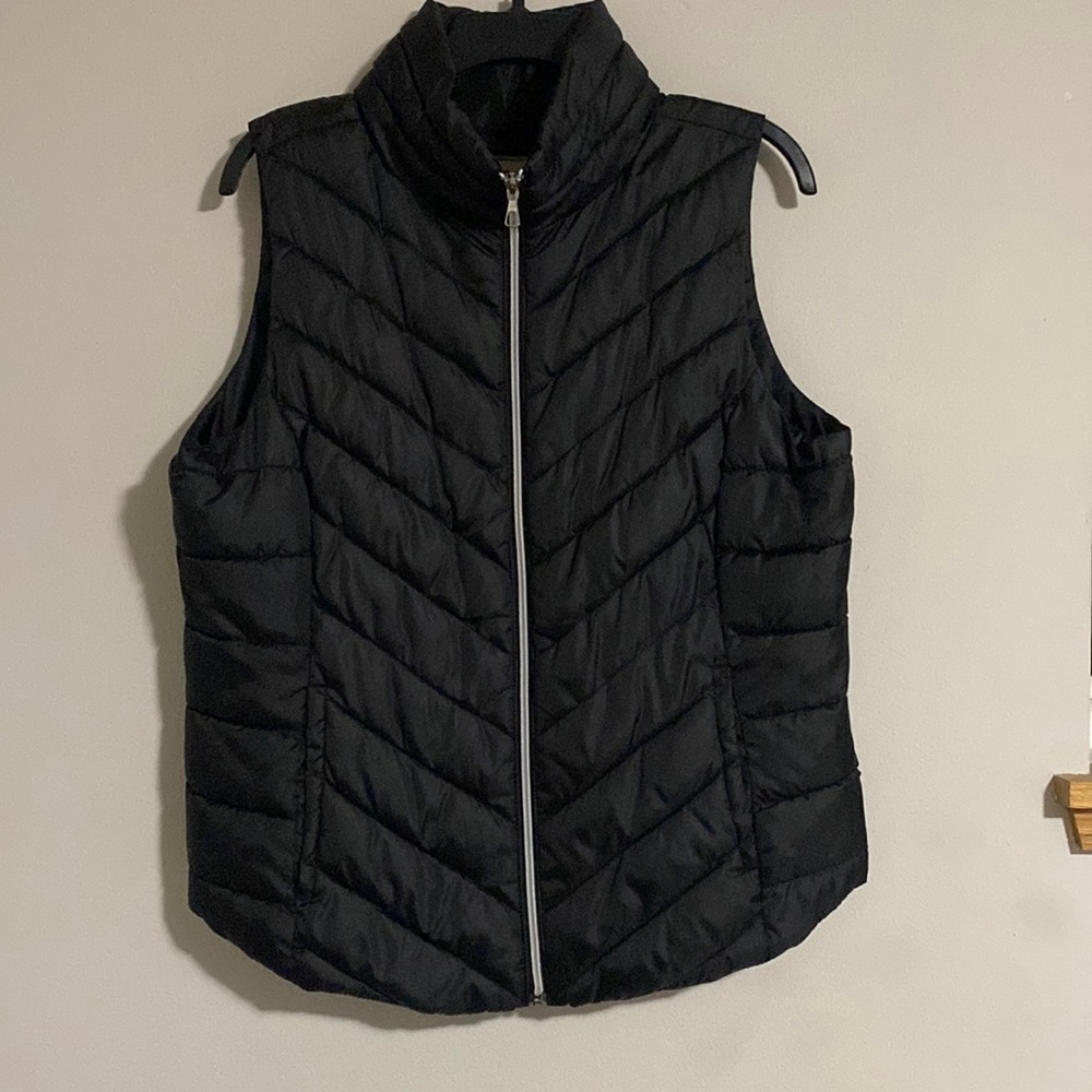 Simple black vest. A staple for every closet!